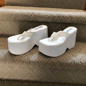 Steve Madden synthetic Gwen healed sandal (NEW)